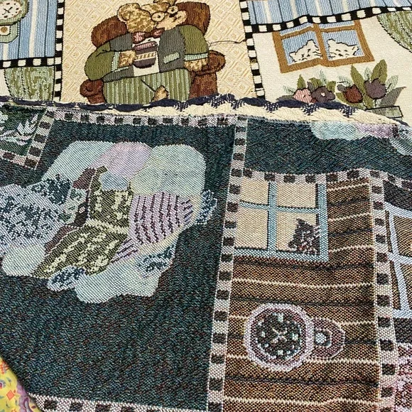 VTG Tapestry Teddy Bear Throw Blanket With Crocheted Edging 🐻 - Picture 5 of 5